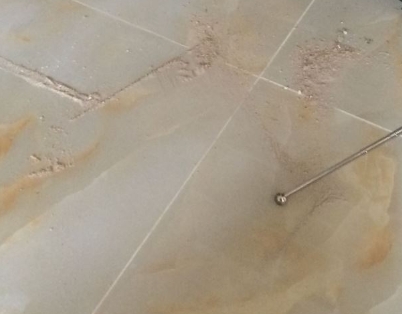 伊通瓷砖空鼓维修公司分享粘合剂选择不当在瓷砖铺贴过程中可能导致以下问题